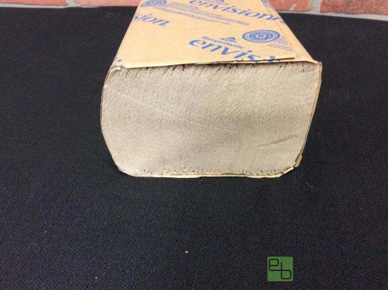 lot 39 image: Envision Brown Multifold Paper Towels  Quanti...