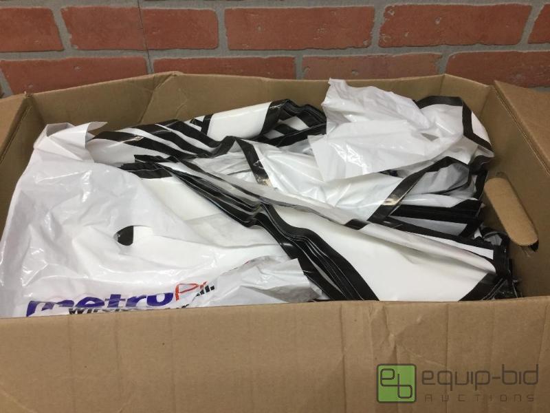 lot 53 image: Plastic Shopping Bag Assortment  Quantity Hu...