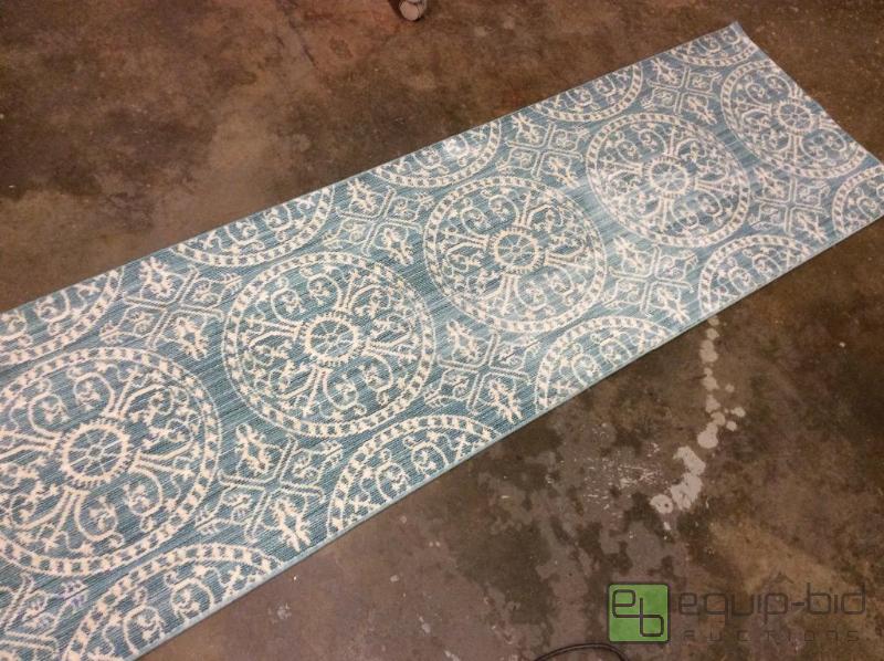 lot 68 image: Area RugHall Runner  Quantity 1 Color Mint...