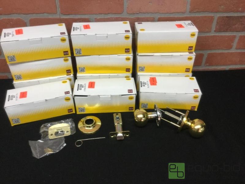 lot 96 image: Yale Privacy Door Knobs  Quantity 12 Color ...