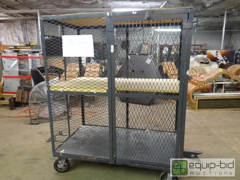 lot 157 image: Heavy Duty Security Mesh Equipment Cage Cart on Casters
