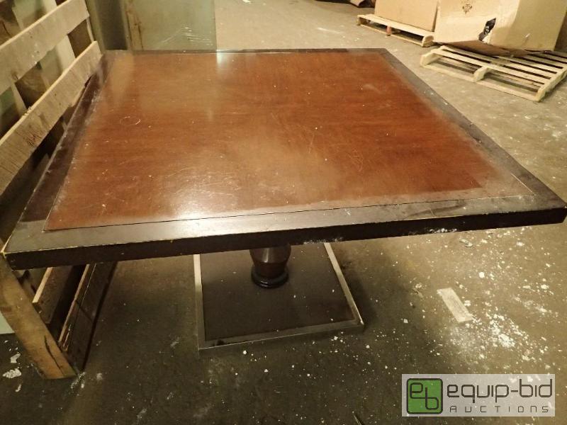 lot 240 image: Polished Dark Top 42X42 Single Base Dinning Table