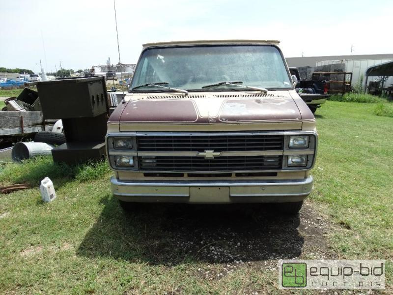 lot 101 image: Year 1983 Make Chevrolet Model G20 Vehicle...