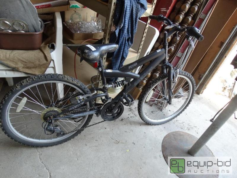 lot 124 image: Next brand bike....