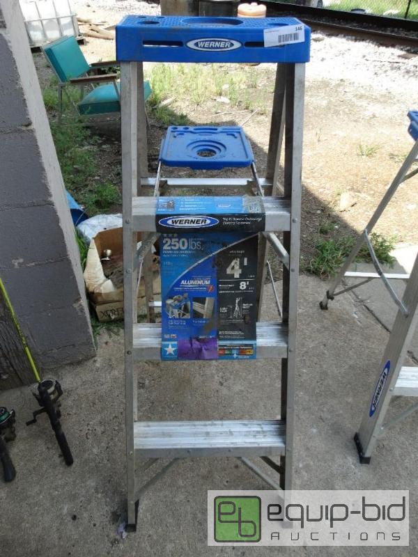 lot 146 image: New Werner 4 ft aluminum ladder.&nbsp...