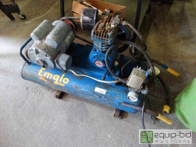 lot 169 image: Emglo&nbspportable air compressor with one w...