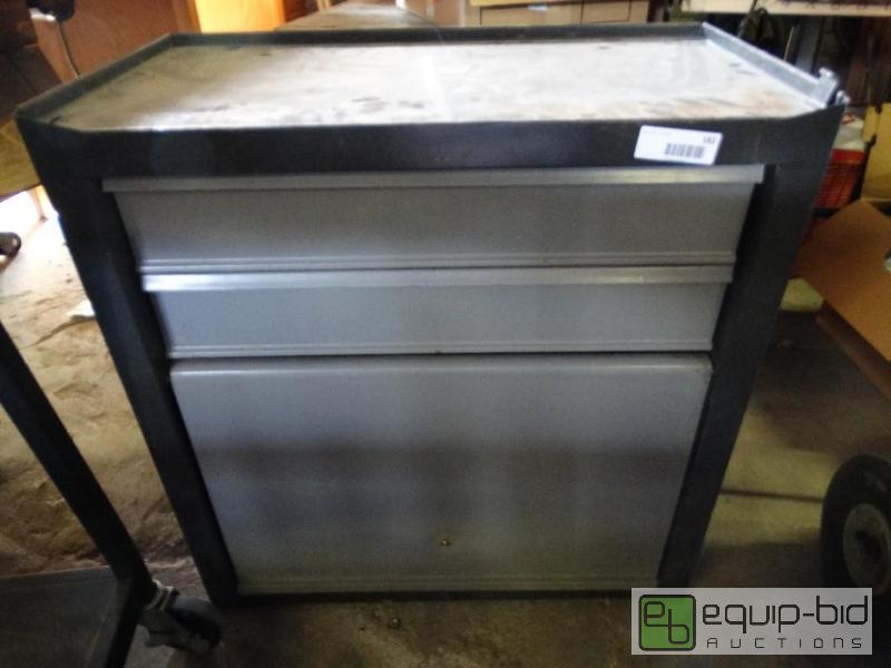 lot 182 image: Tool box bottom box....