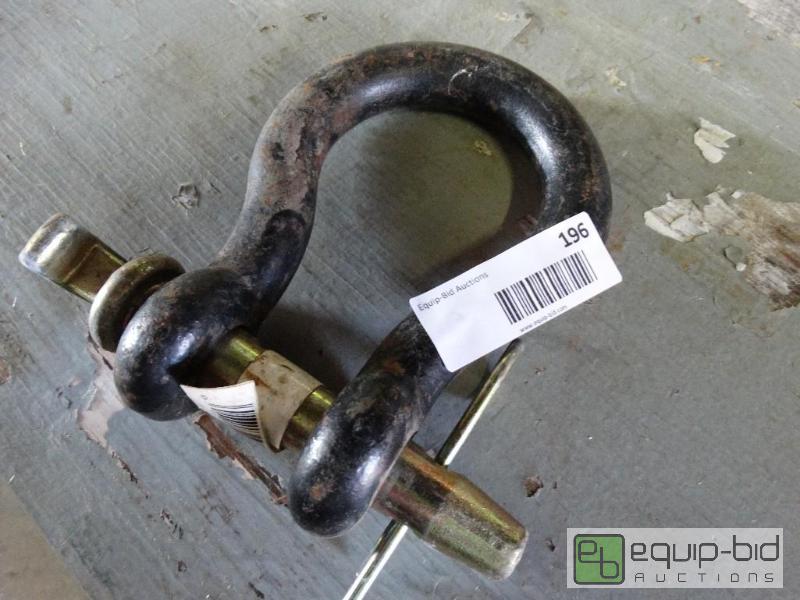 lot 196 image: Lg clevis with pin....