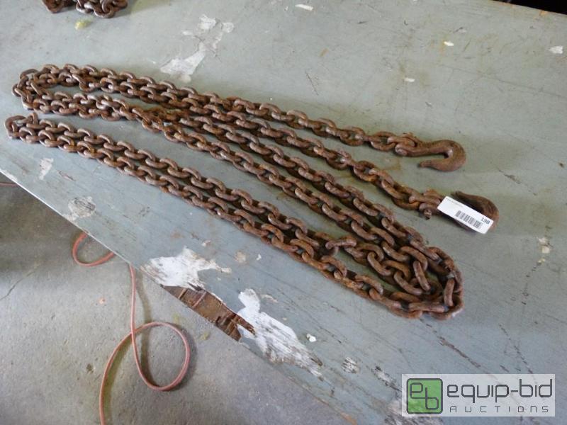 lot 198 image: 18 foot chain with hook on both ends....