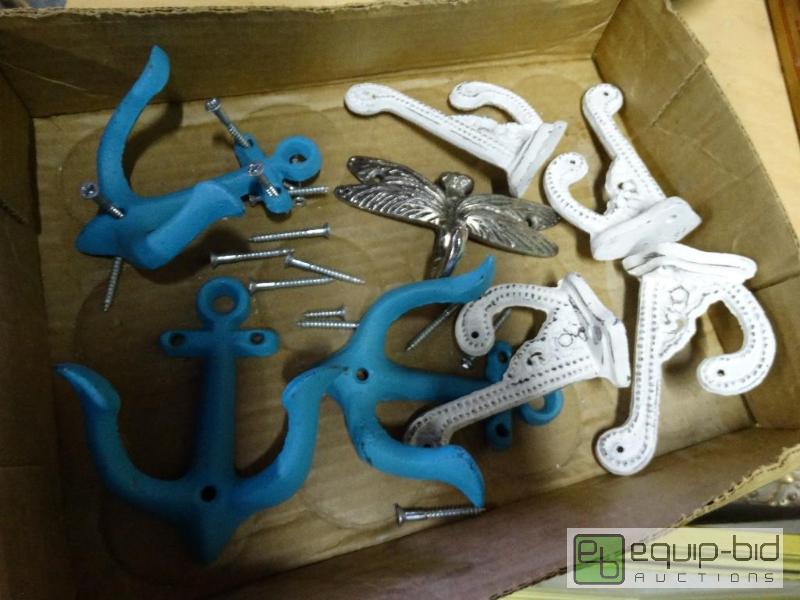 lot 244 image: Lot of vintage looking metal hooks....