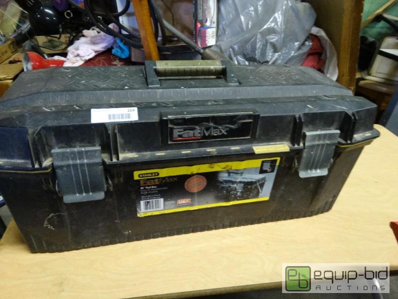 lot 254 image: Fat&nbspMax tool box....