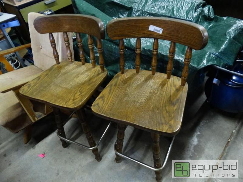 lot 263 image: 2 bar stools....