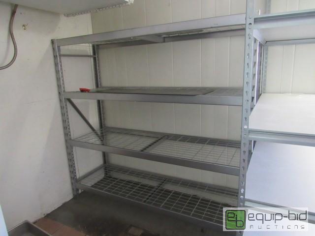 lot 375 image: 4 Tier Metal Shelf