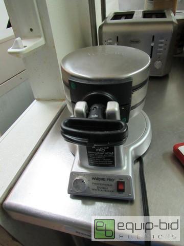 lot 387 image: Waring Pro Professional Double Waffle Maker