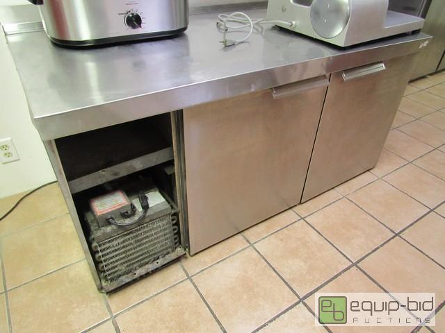 lot 398 image: Randell Work Top Cooler