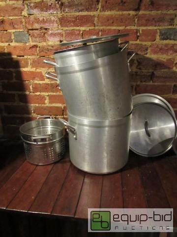 lot 418 image: Lot Of (3) Aluminum Stock Pots With Lids