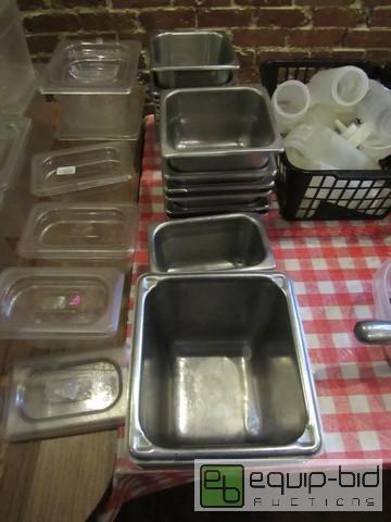 lot 434 image: Lot Of 18 Size Stainless Steel Inserts