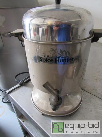lot 469 image: Farberware The Spice Hunter Coffee Urn