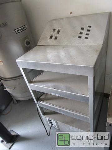 lot 473 image: Merco Savory Heated Merchandiser Display
