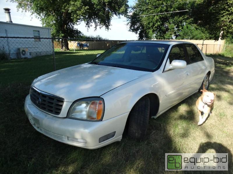lot 10 image: Year 2000 Make Cadillac Model Deville Vehi...