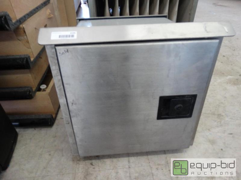 lot 1535 image: Stainless steel wall safe.  Opens but has no ...