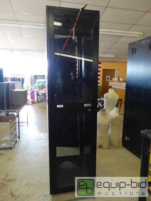 lot 1541 image: Glass door server rack....