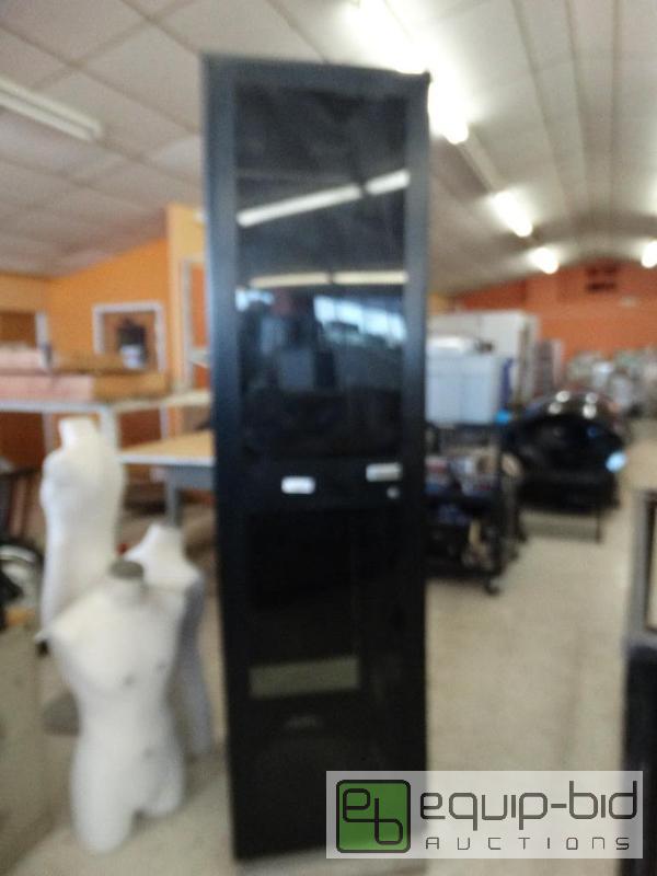 lot 1542 image: Glass door server rack....
