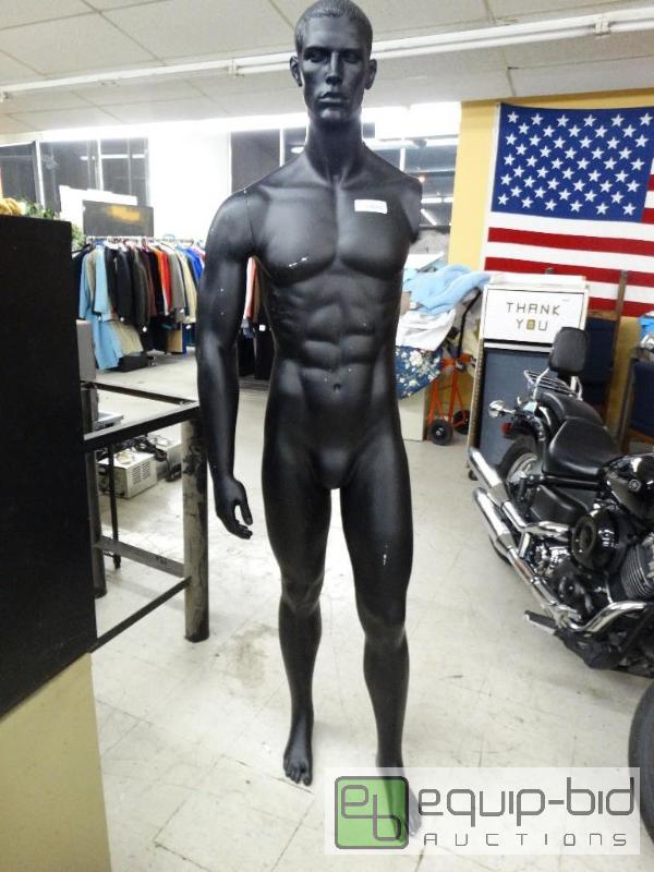 lot 1561 image: Full size mannequin.  Missing 1 arm....