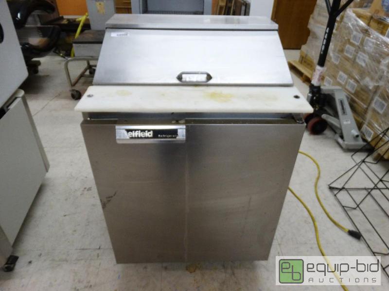 lot 1583 image: Delfield&nbsprefrigerated make table.  27&qu...