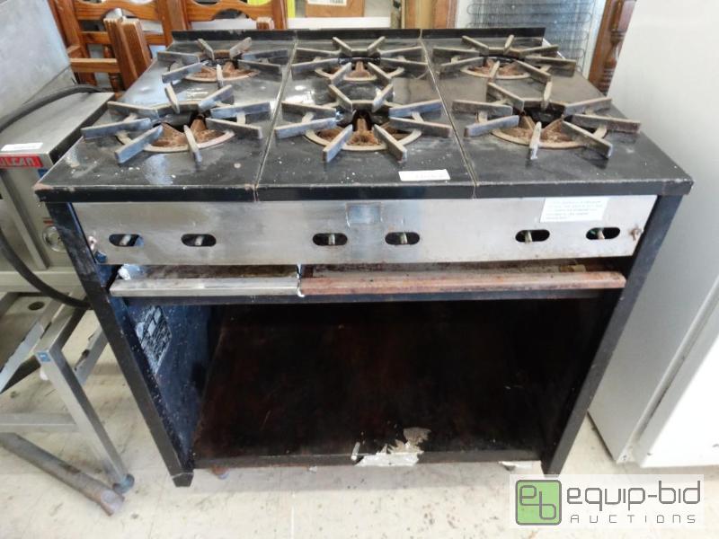 lot 1610 image: Commercial 6 burner gas range....