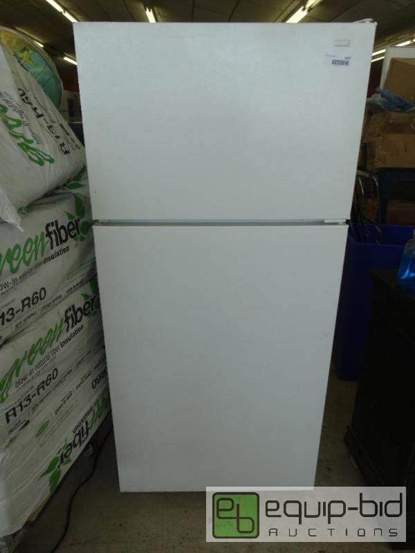 lot 1627 image: &nbspHotpoint Refrigerator&nbsp- Model numb...
