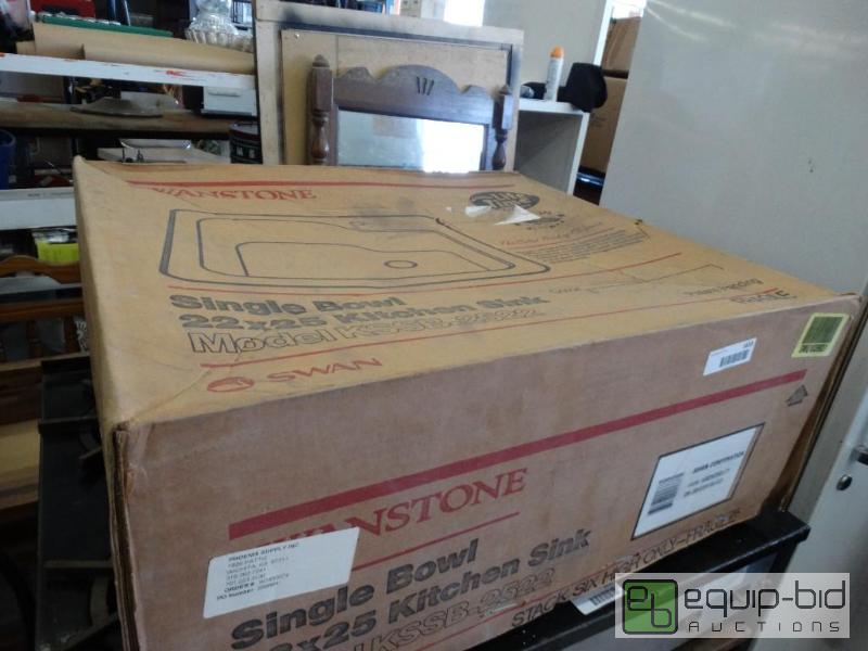 lot 1633 image: Swanstone&nbspsingle bowl kitchen sink 22 X ...