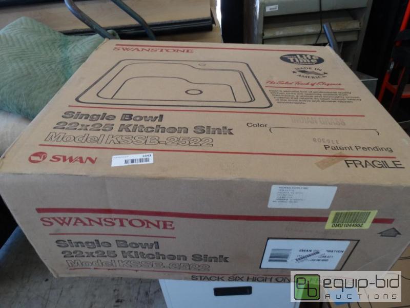 lot 1643 image: NEW in box Swanstone&nbspsingle&nbspbowl ki...