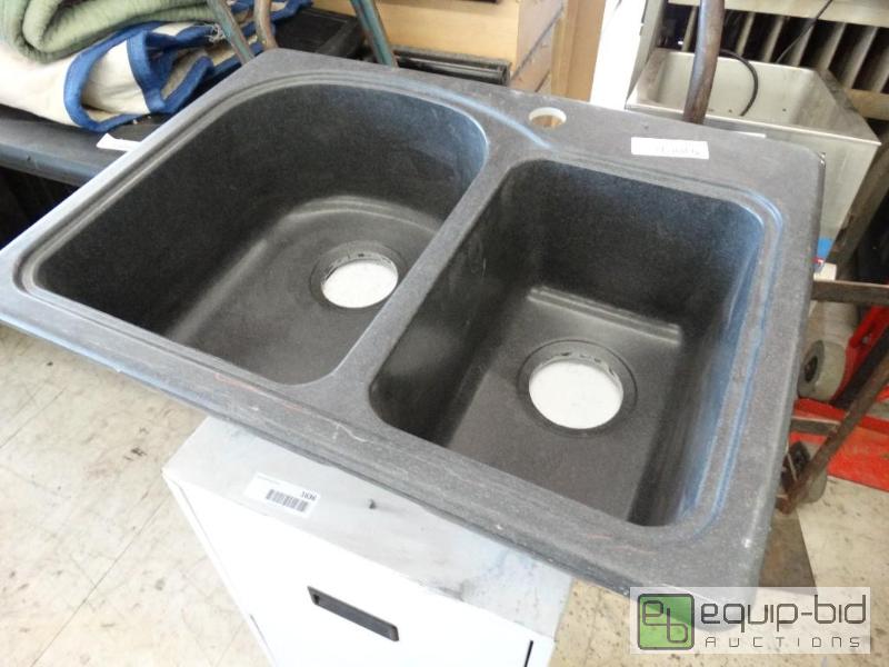 lot 1652 image: Double bowl bar sink...