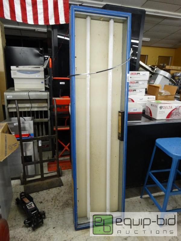 lot 1668 image: Lighted menu board.&nbsp...