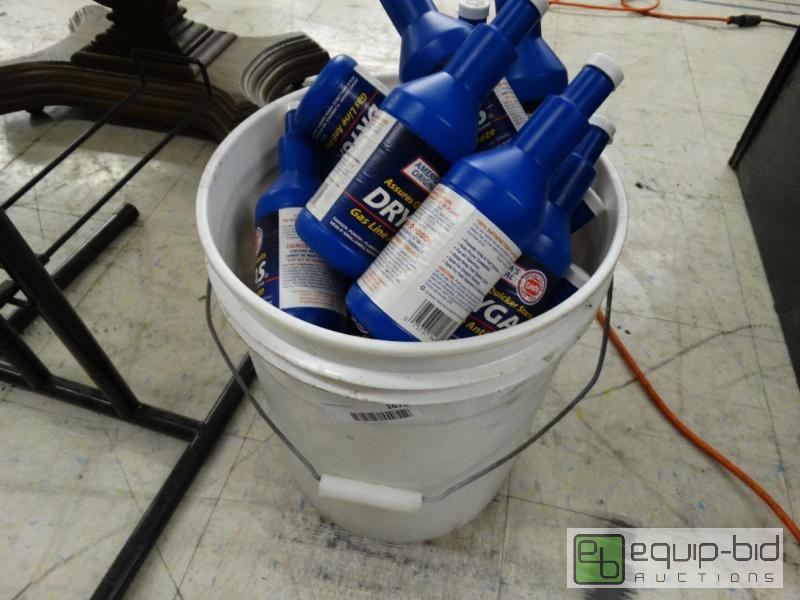 lot 1670 image: 20 plus bottles of dry&nbspgas. (Gas line an...