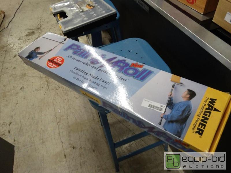lot 1677 image: Paint - N - Roll plus and plastic storage cas...