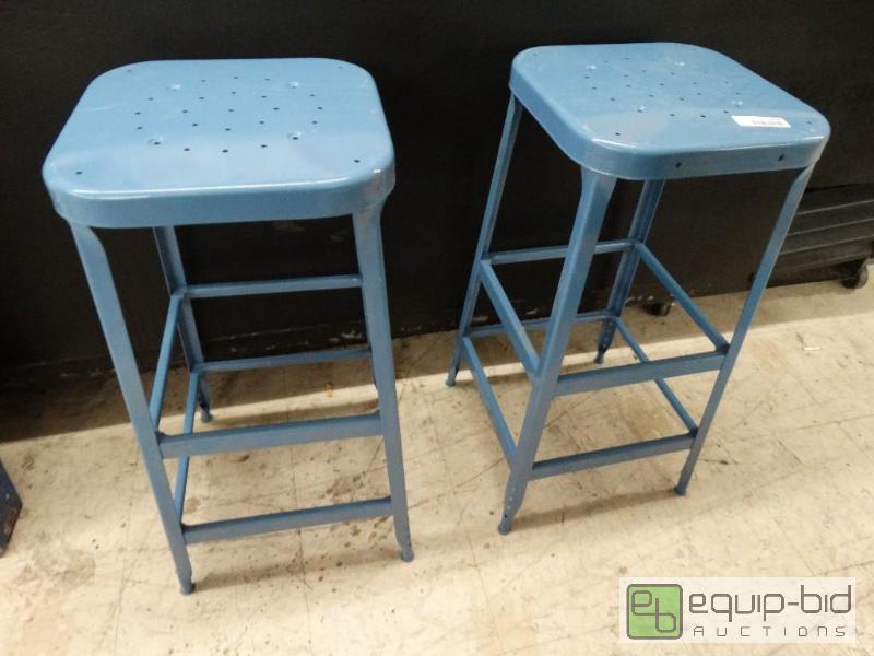 lot 1678 image: 2 Metal shop stools. Like new....