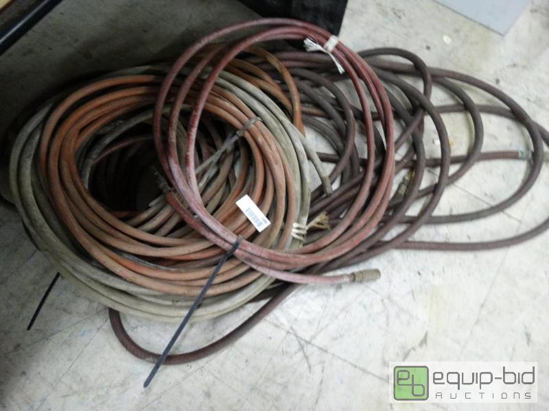 lot 1686 image: Lot of various air hose....