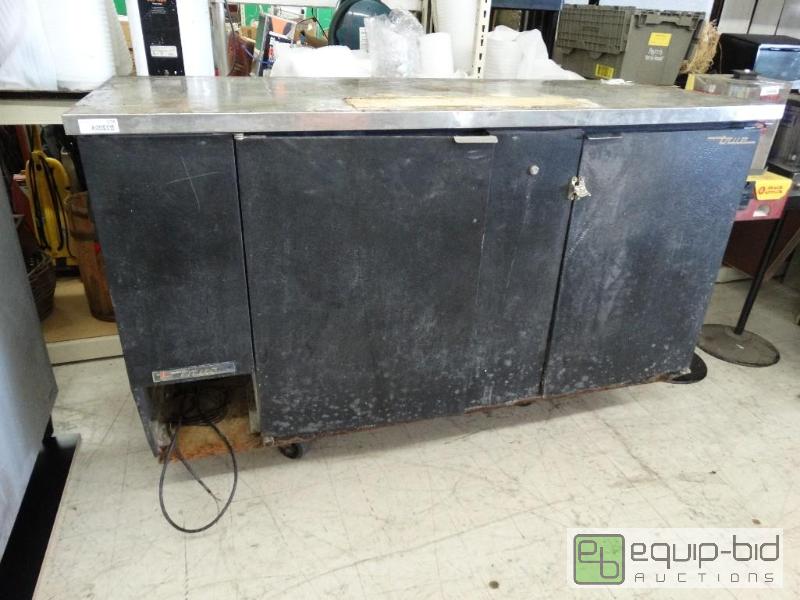 lot 1726 image: True Keg cooler. (Not getting cold)...