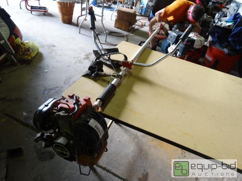 lot 1026 image: Home lite&nbspgas power weed eater.  &quotC...