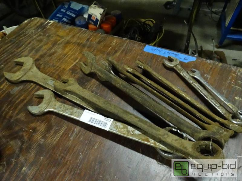 lot 1027 image: Lot of 10 wrenches....
