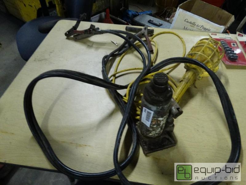 lot 1049 image: Jack, jumper cables and trouble light....