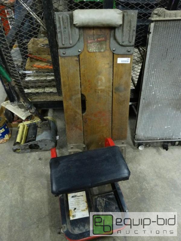 lot 1089 image: Creeper and seat creeper...