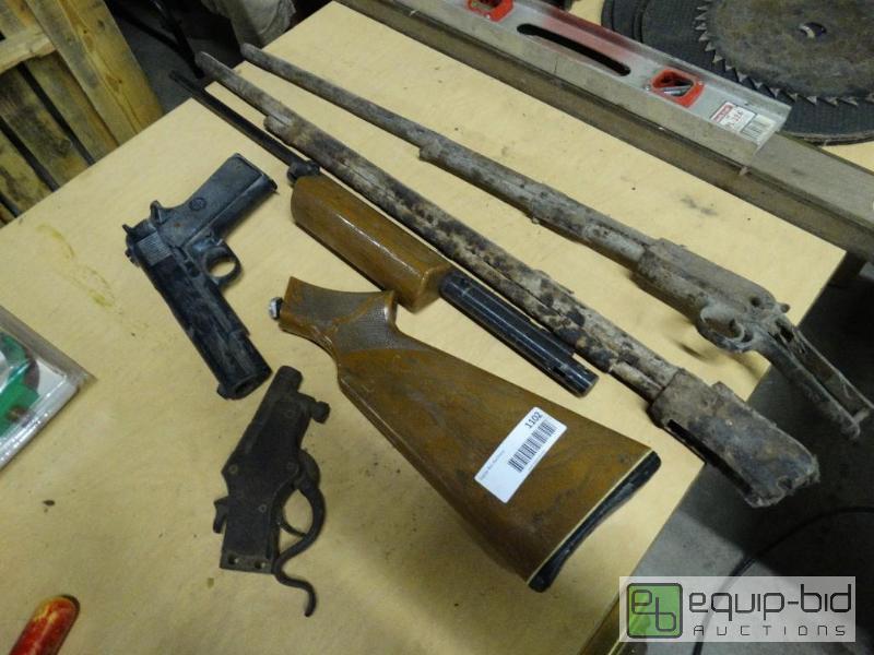 lot 1102 image: Gun parts...