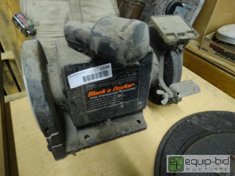 lot 1104 image: Black and Decker grinder 1 sander....