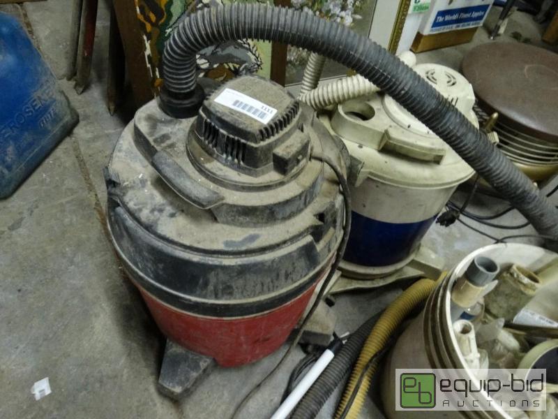 lot 1111 image: 2 Shop vacs...