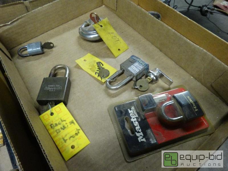lot 1113 image: 6 locks....