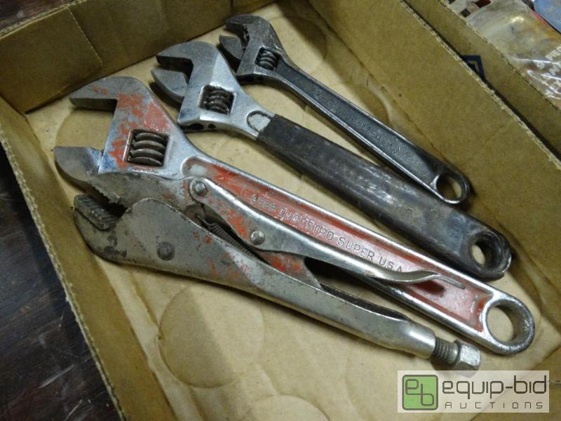 lot 1114 image: 2 boxes of tools...