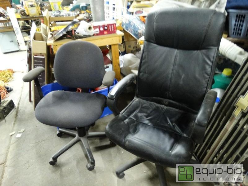 lot 1127 image: 2 Office chairs...